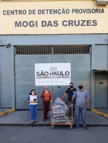 Pastoral Carcerária faz doação de cobertores