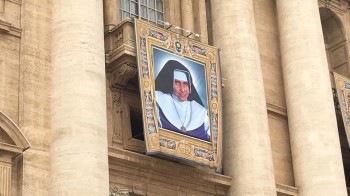 Irmã Dulce é canonizada
